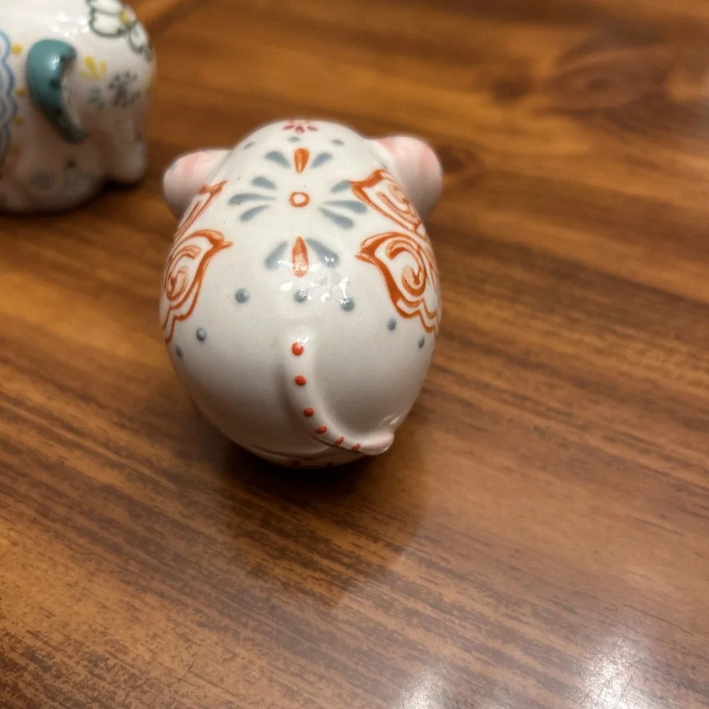 Anthropology Hand Painted Small‎ Elephant Salt Pepper Shakers Teal Orange